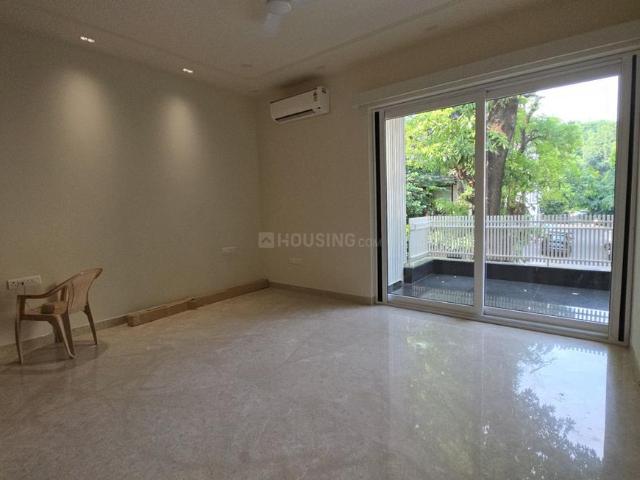 3.5 BHK Independent Builder Floor in Panchsheel Enclave for rent New Delhi. The reference number is 21165229
