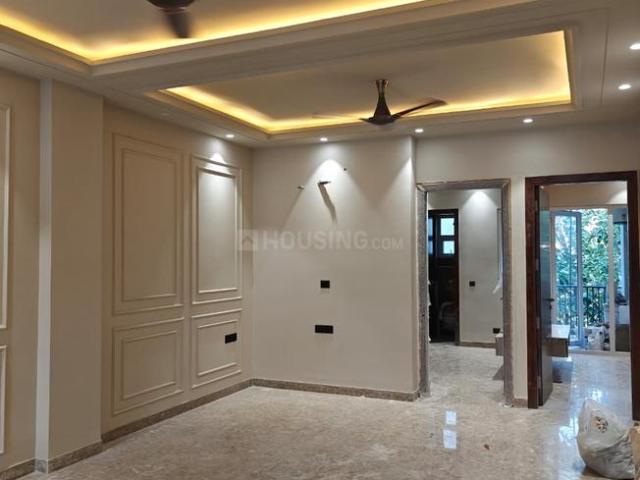 3.5 BHK Independent Builder Floor in Punjabi Bagh for resale New Delhi. The reference number is 18895975