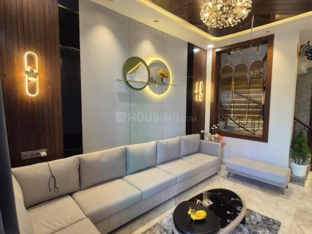 3.5 BHK Independent House in Nipania for resale Indore. The reference number is 21294157