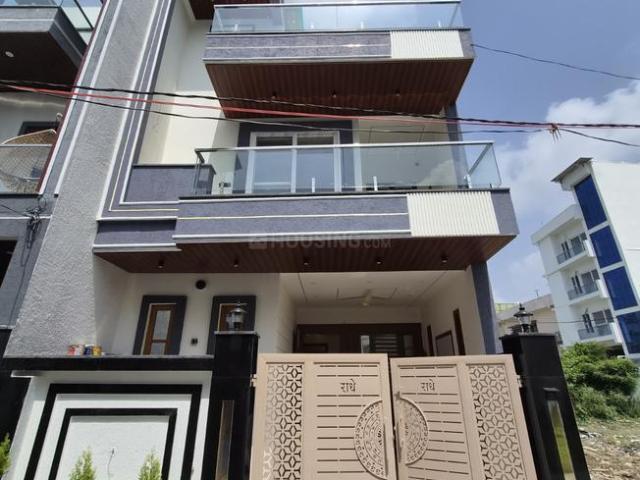 3.5 BHK Independent House in Aamwala for resale Dehradun. The reference number is 20757772
