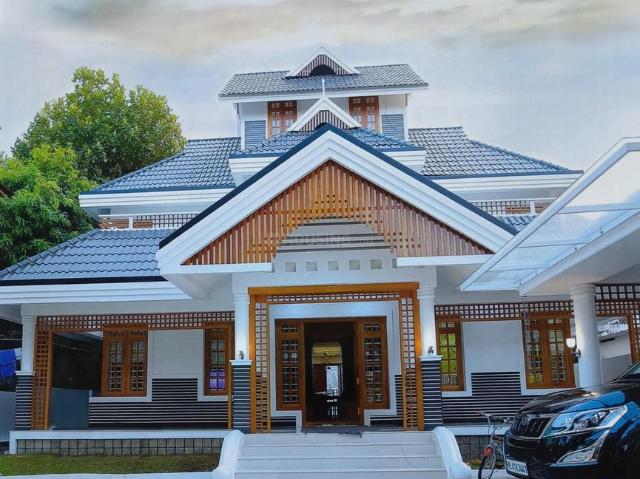3.5 BHK Independent House in Aluva for resale Kochi. The reference number is 20525391