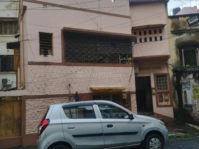 3.5 BHK Independent House in Ballygunge for resale Kolkata. The reference number is 21181186