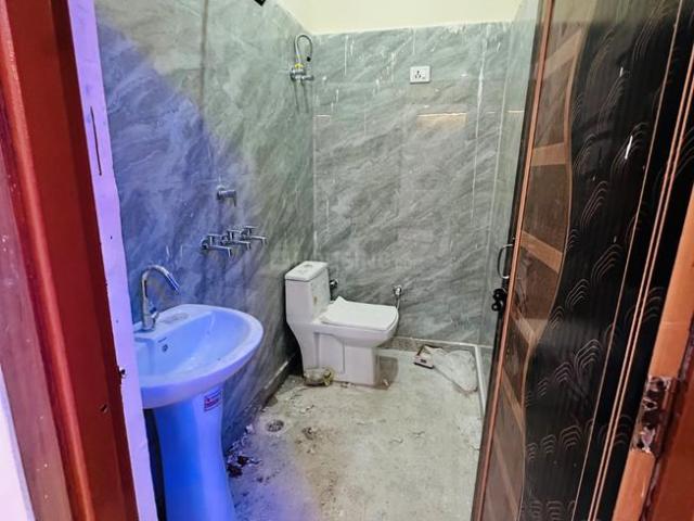 3.5 BHK Independent House in Govindpuram for resale Ghaziabad. The reference number is 19947950