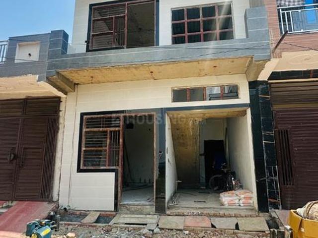 3.5 BHK Independent House in Govindpuram for resale Ghaziabad. The reference number is 19947950