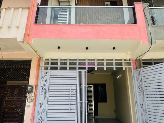 3.5 BHK Independent House in Govindpuram for resale Ghaziabad. The reference number is 20119880