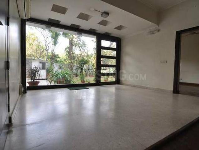 3.5 BHK Independent House in Greater Kailash II for resale New Delhi. The reference number is 20917843