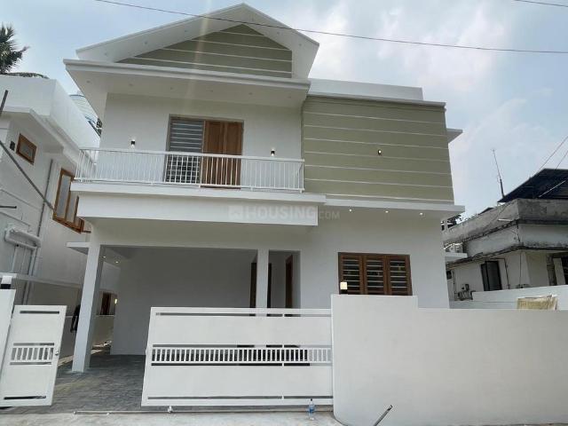 3.5 BHK Independent House in Kakkanad for resale Kochi. The reference number is 19663799