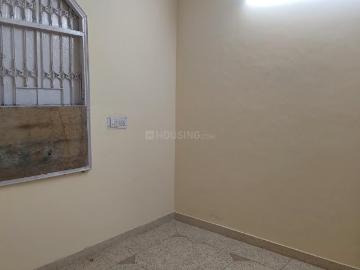 3.5 BHK Independent House in Ramesh Nagar for rent New Delhi. The reference number is 20063878
