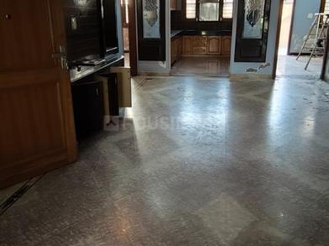 3.5 BHK Independent House in Sector 40 for rent Gurgaon. The reference number is 19518156