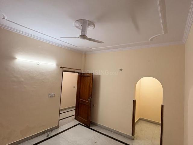 3.5 BHK Independent House in Sector 56 for rent Noida. The reference number is 21154925