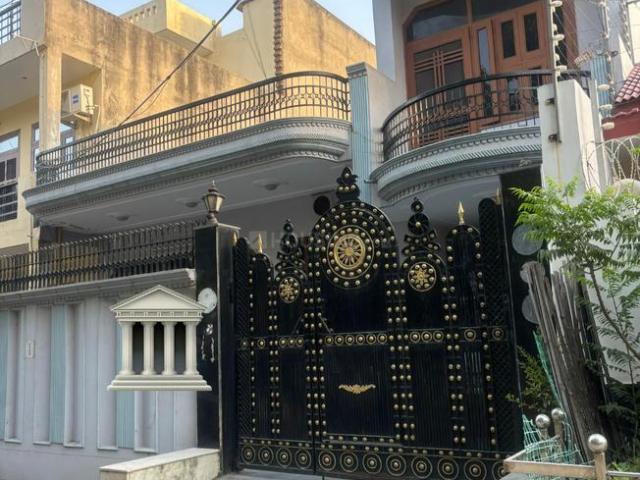 3.5 BHK Independent House in Sector 6 for resale Bahadurgarh. The reference number is 20133682