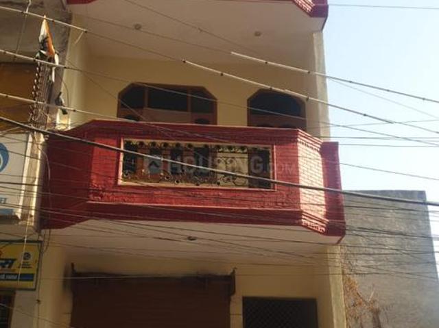 3.5 BHK Independent House in Sector 7 for resale Gurgaon. The reference number is 18401809