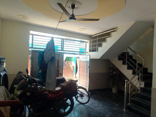 3.5 BHK Independent House in Sector 104 for resale Gurgaon. The reference number is 21184423