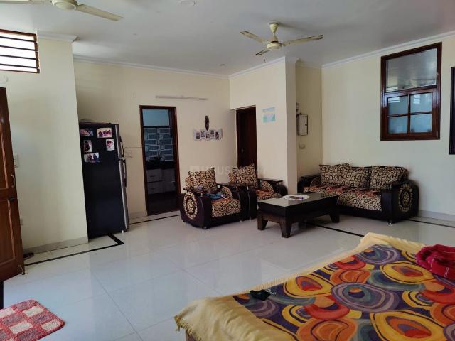 3.5 BHK Independent House in Sector 21C for rent Faridabad. The reference number is 21039919