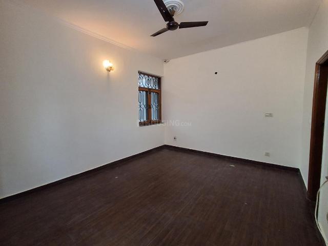3.5 BHK Independent House in Sector 21D for rent Faridabad. The reference number is 21039947