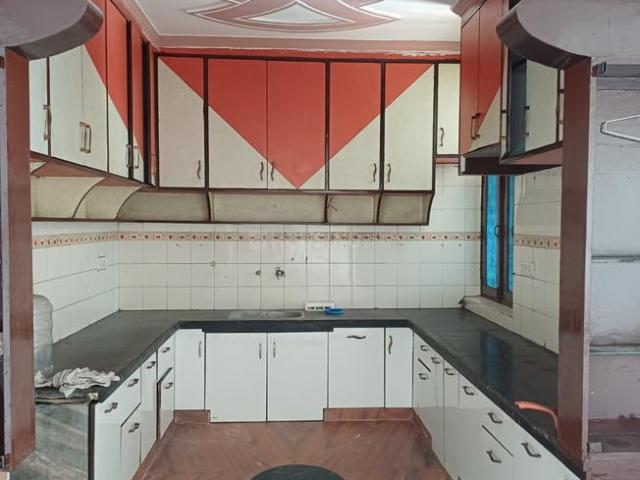 3.5 BHK Independent House in Sector 22 for rent Noida. The reference number is 19910558