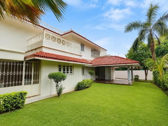 3.5 BHK Independent House in Shela for rent Ahmedabad. The reference number is 20798998