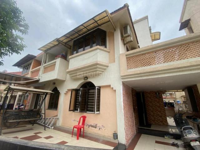 3.5 BHK Independent House in Thaltej for resale Ahmedabad. The reference number is 21216274