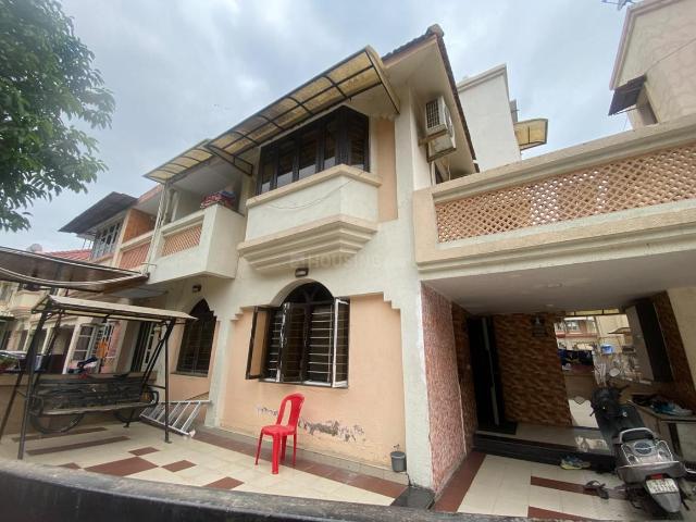3.5 BHK Independent House in Thaltej for resale Ahmedabad. The reference number is 21325626