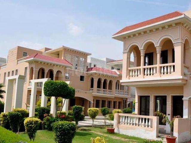3.5 BHK Villa in Noida Extension for resale Greater Noida. The reference number is 19989389