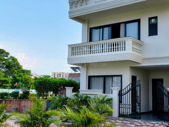 3.5 BHK Villa in Anora Kala for resale Lucknow. The reference number is 18988740
