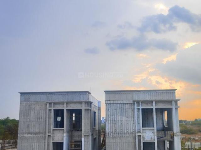 3.5 BHK Villa in Isnapur for resale Sangareddy. The reference number is 20553238