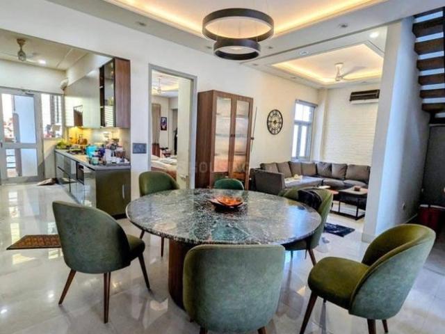 3.5 BHK Villa in Palam Vihar for rent Gurgaon. The reference number is 19981355