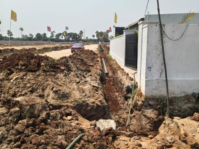 3.5 BHK Villa in Pedda Amberpet for resale Hyderabad. The reference number is 20113172
