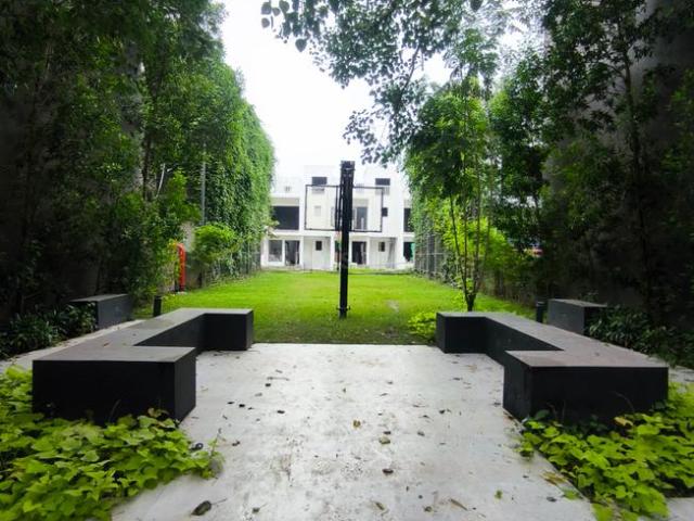 3.5 BHK Villa in Rajpur for resale Kolkata. The reference number is 20560937