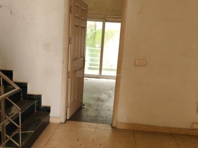3.5 BHK Villa in Surajpur for resale Greater Noida. The reference number is 20471170