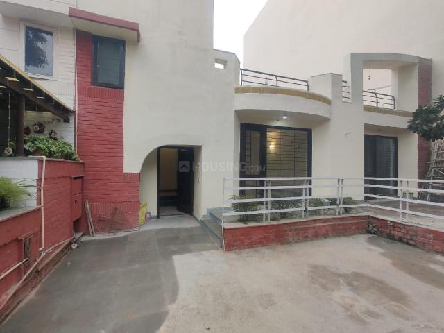 3.5 BHK Villa in Sector 50 for rent Gurgaon. The reference number is 17826171