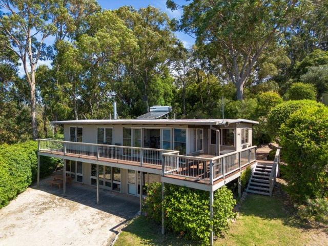 3 5 KARBEETHONG AVE and JETTY