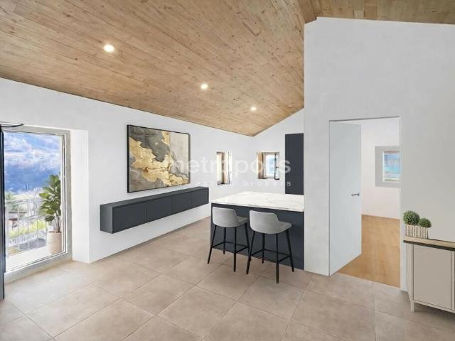 3.5 LOCALI DI CHARME RINNOVATO ALL'ULTIMO PIANO AD AROGNO