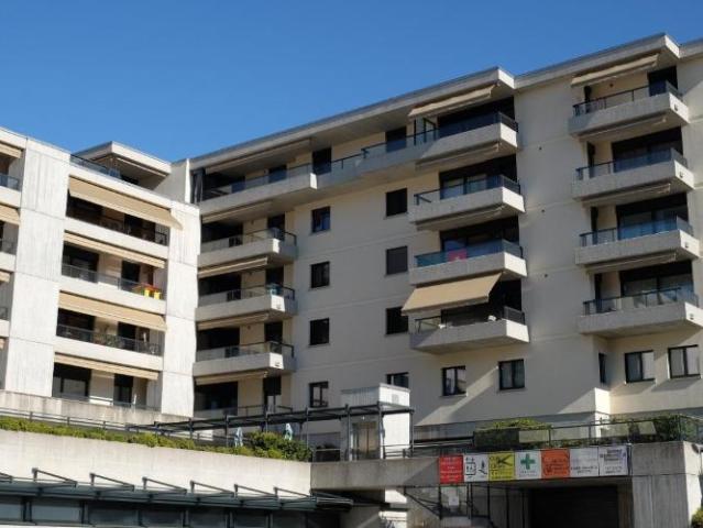 3.5 locali in zona strategica