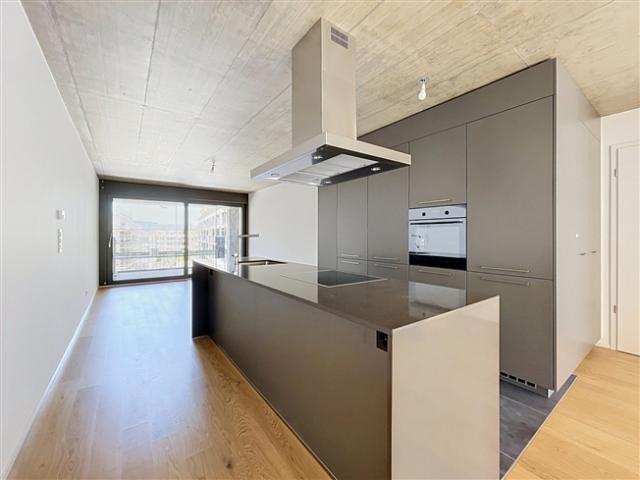 3,5 neue Zimmer mit Balkon