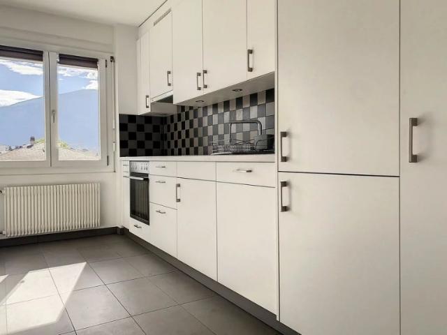 3.5 pièces à louer à proximité du centre ville de Sion et de la gare Comptoir Immobilier