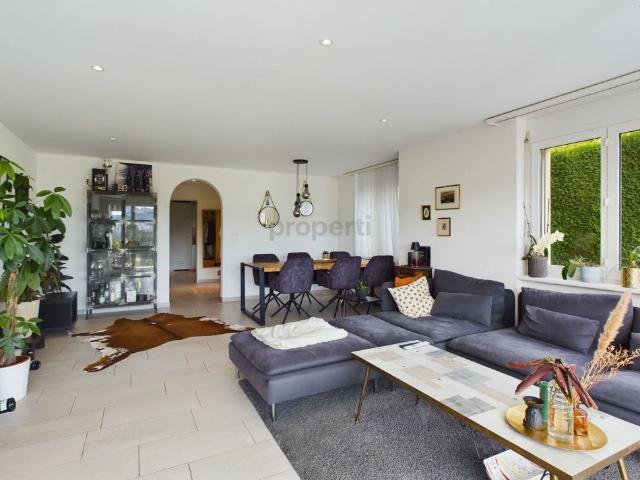 3.5 room terrace apartment with wonderful views in Speicher