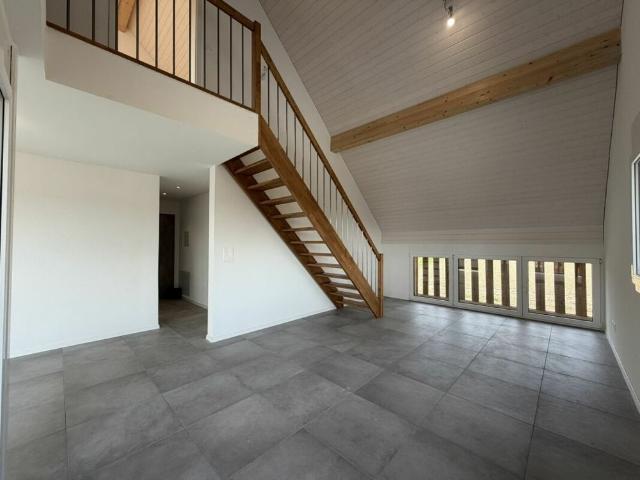 3.5 room duplex in Siselen