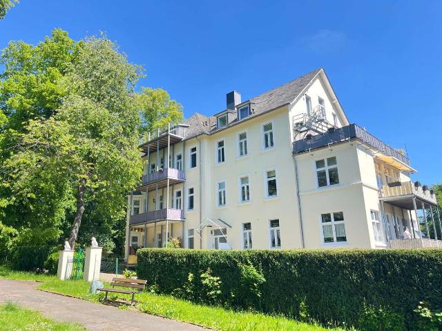 3,5 Raum Wohnung mit Terrasse in perfekter, ruhiger Lage von Remscheid Lennep !