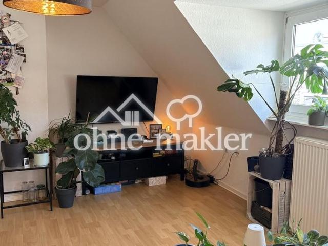 2,5 Raum Citylage, Erstbezug nach Sanierung, Balkon, Bad: Wanne + Dusche + Fenster, Dämmung