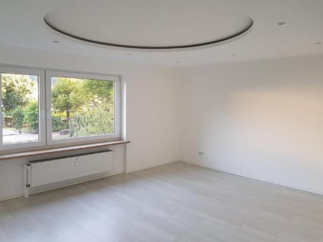 3,5 Zi. Wohnung mit 100 m² im EG kernsaniert, energieeffizient
