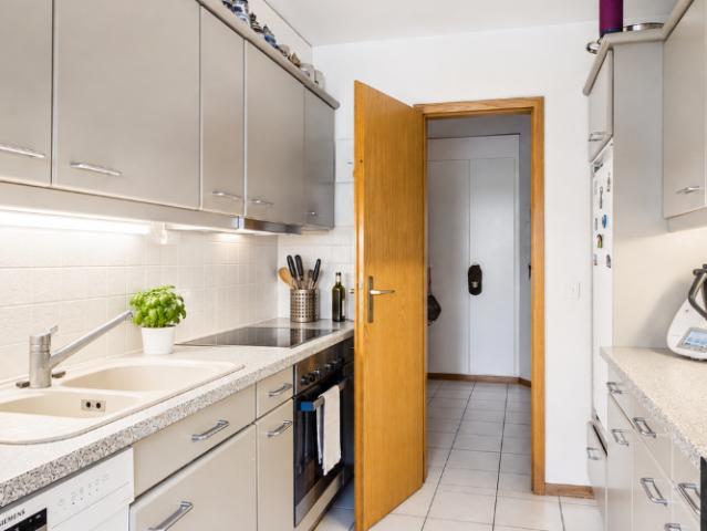 3,5 Zimmer mit Garten, Balkon und 2 Parkplätzen