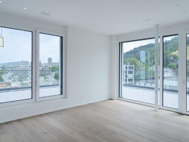 3.5 Zimmer Attika mit grosser Terrasse in Killwangen mieten