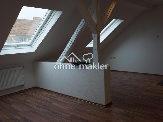 3,5 Zimmer Altbaudecken u Balkon. Küchenübernahme erw. optional 1 Mansardenzimmer