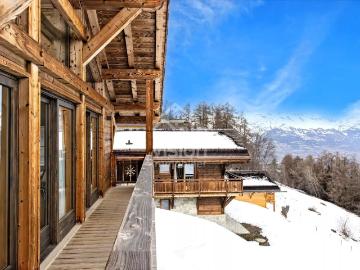 3,5 ZIMMER CHALET PANORAMA UND NATURBESICHTIGUNG IM HERZEN DER 4 TÄLER