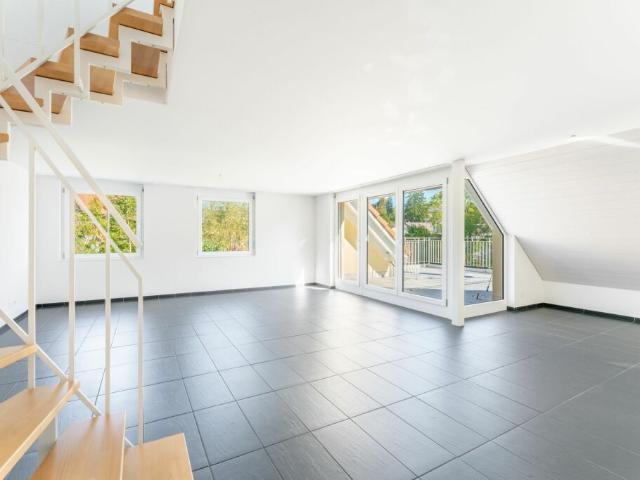 3.5 Zimmer Dachmaisonette Wohnung mit 26 m² Balkon