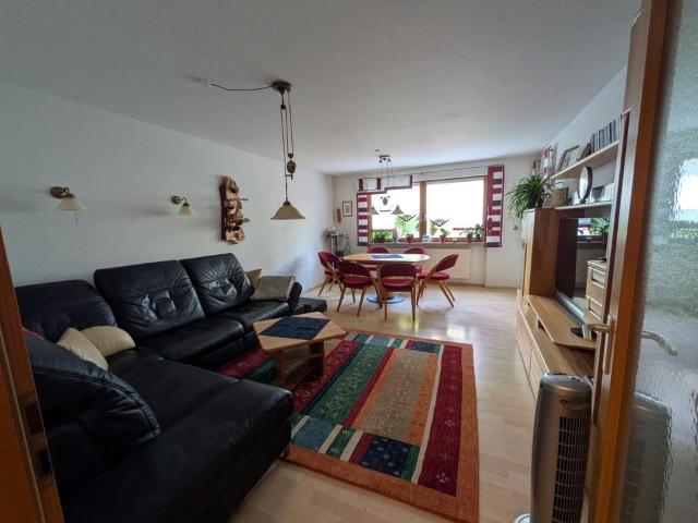 3,5 Zimmer Eigentumswohnung mit Terrasse, Gartenanteil, BKW