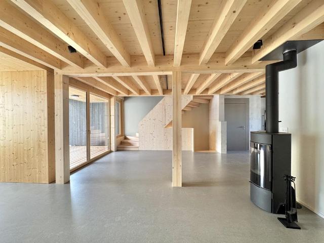 3.5 Zimmer Haus angebaut, Lift, Top Ausbau