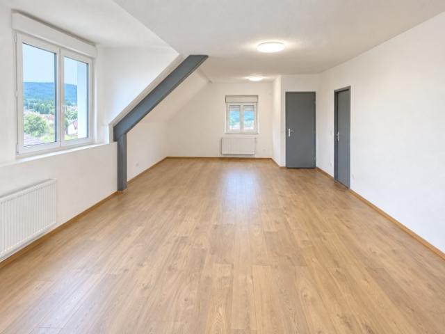 3,5 Zimmer Loft zur Miete in Courtedoux
