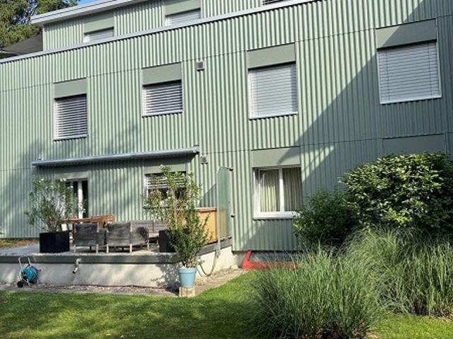 3.5 Zimmer Wohnung, 1. OG links